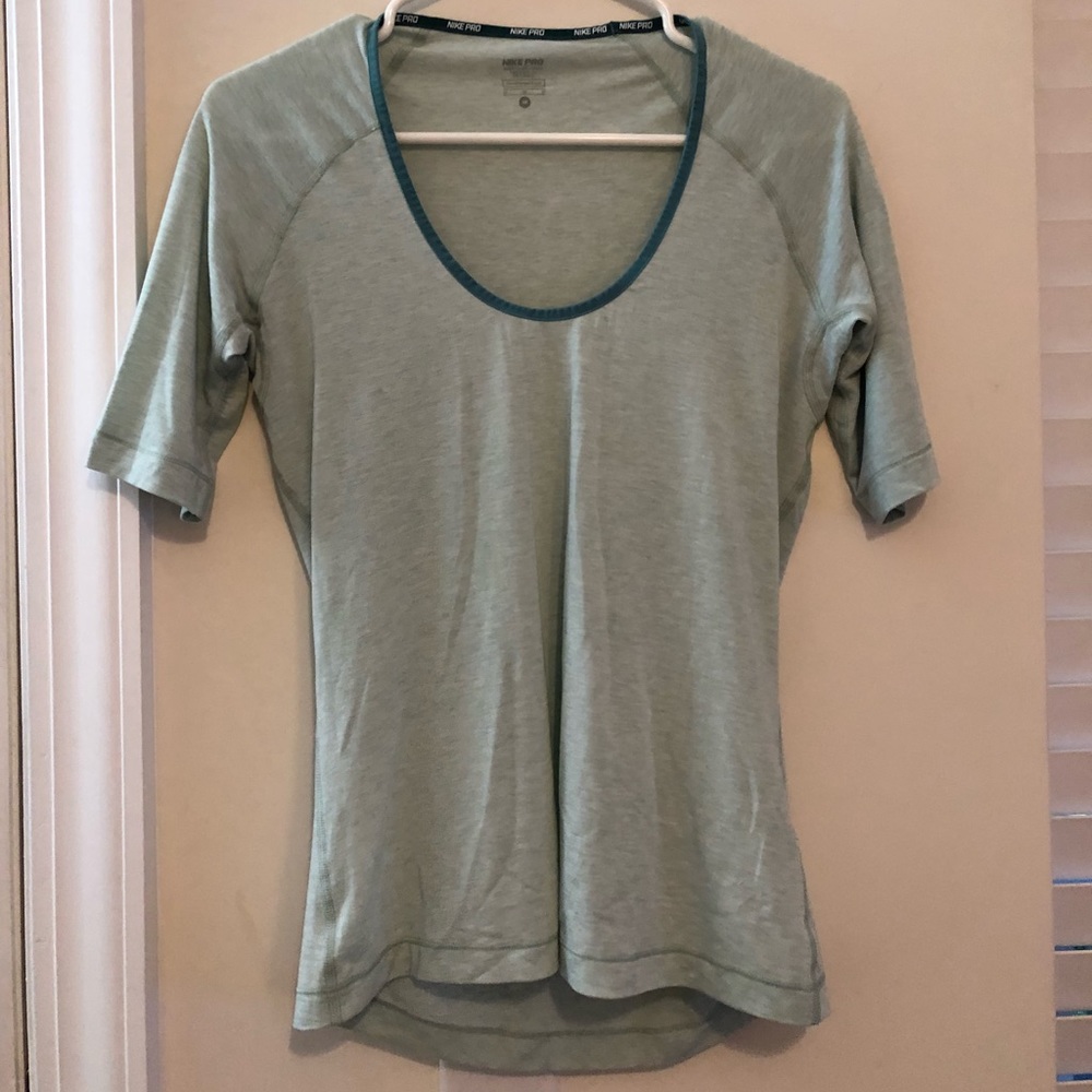 Nike comfy shirt